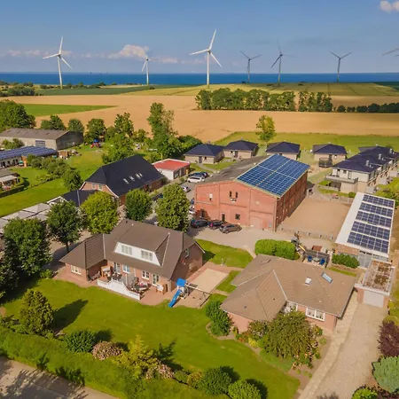 Bauernhof Lafrenz, Wellnes Sandduene Casa de Férias *